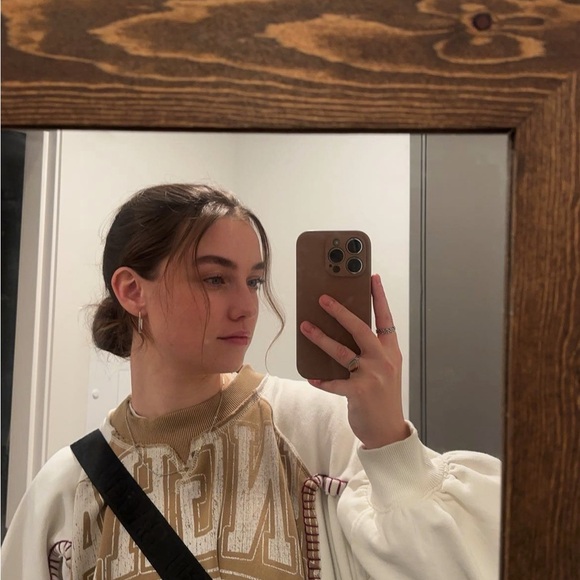 Meet your Posher, Tess - Picture 3 of 4